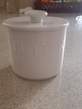 Fitz And Floyd White Porcelain Butter Bell